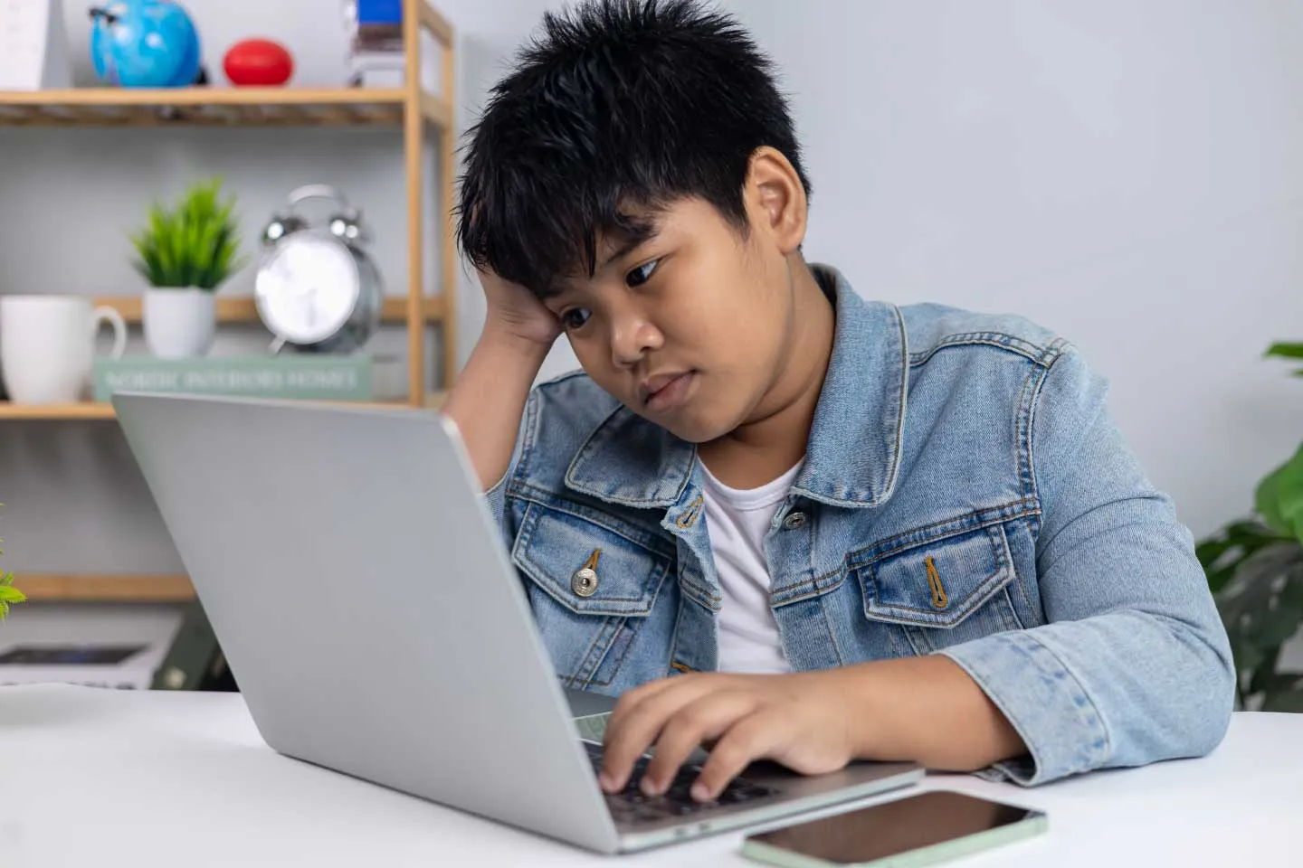 What Is the Long-Term Impact of Virtual Learning on Children’s Eyes?