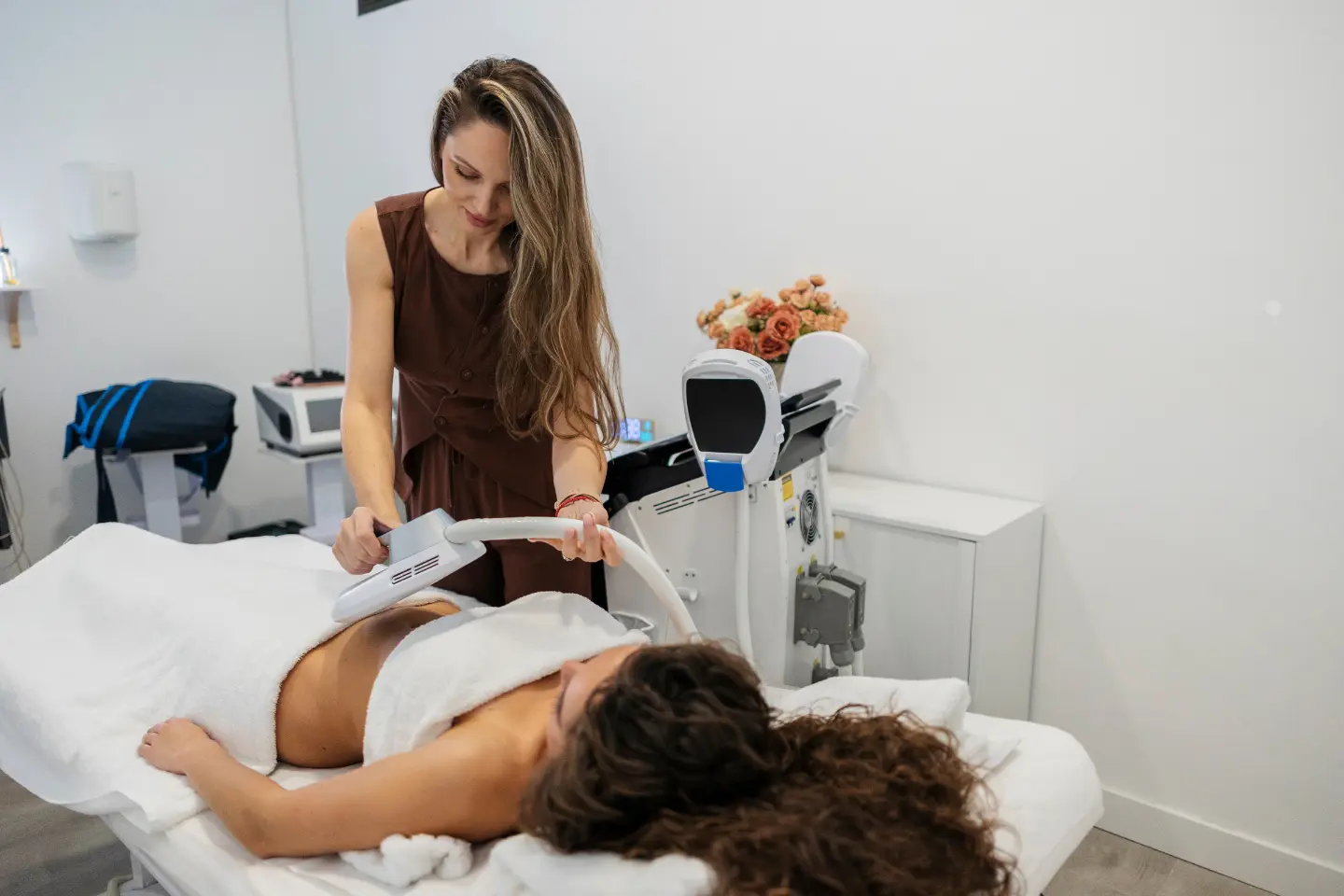 Emsculpt Neo Body Contouring for Fat Loss & Muscle