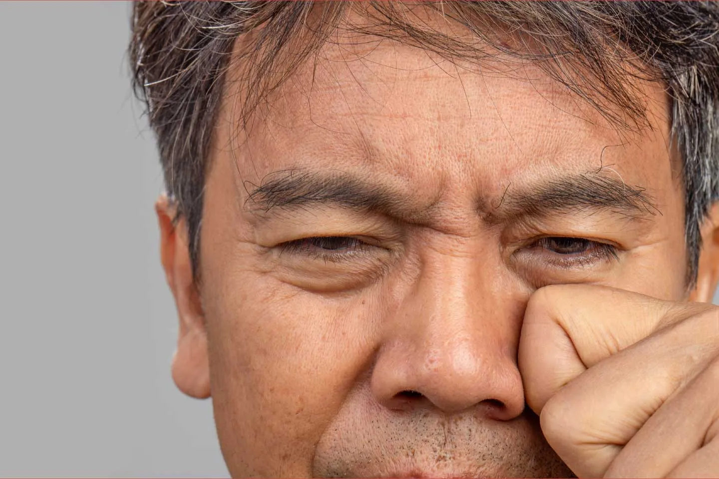 Why Is My Eyelid Twitching?