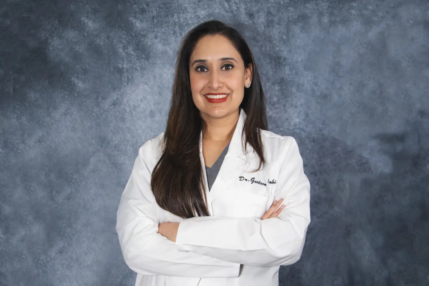 Dr. Gurleen Sohi , expert doctor at Clinton Dental