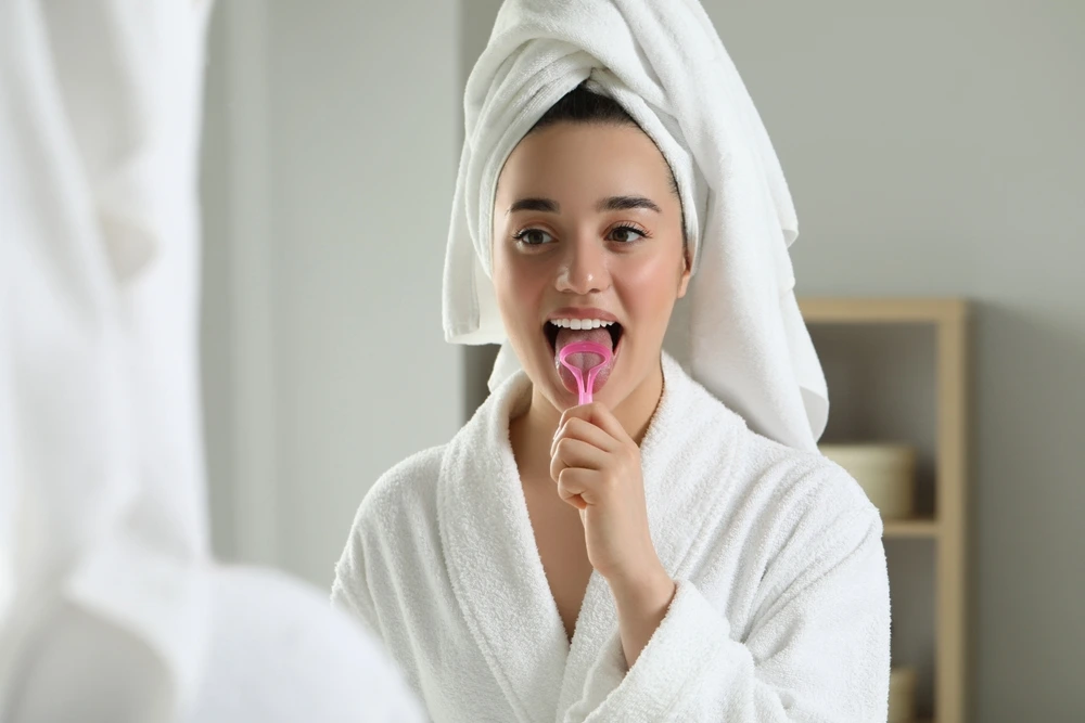 How to Clean Your Tongue