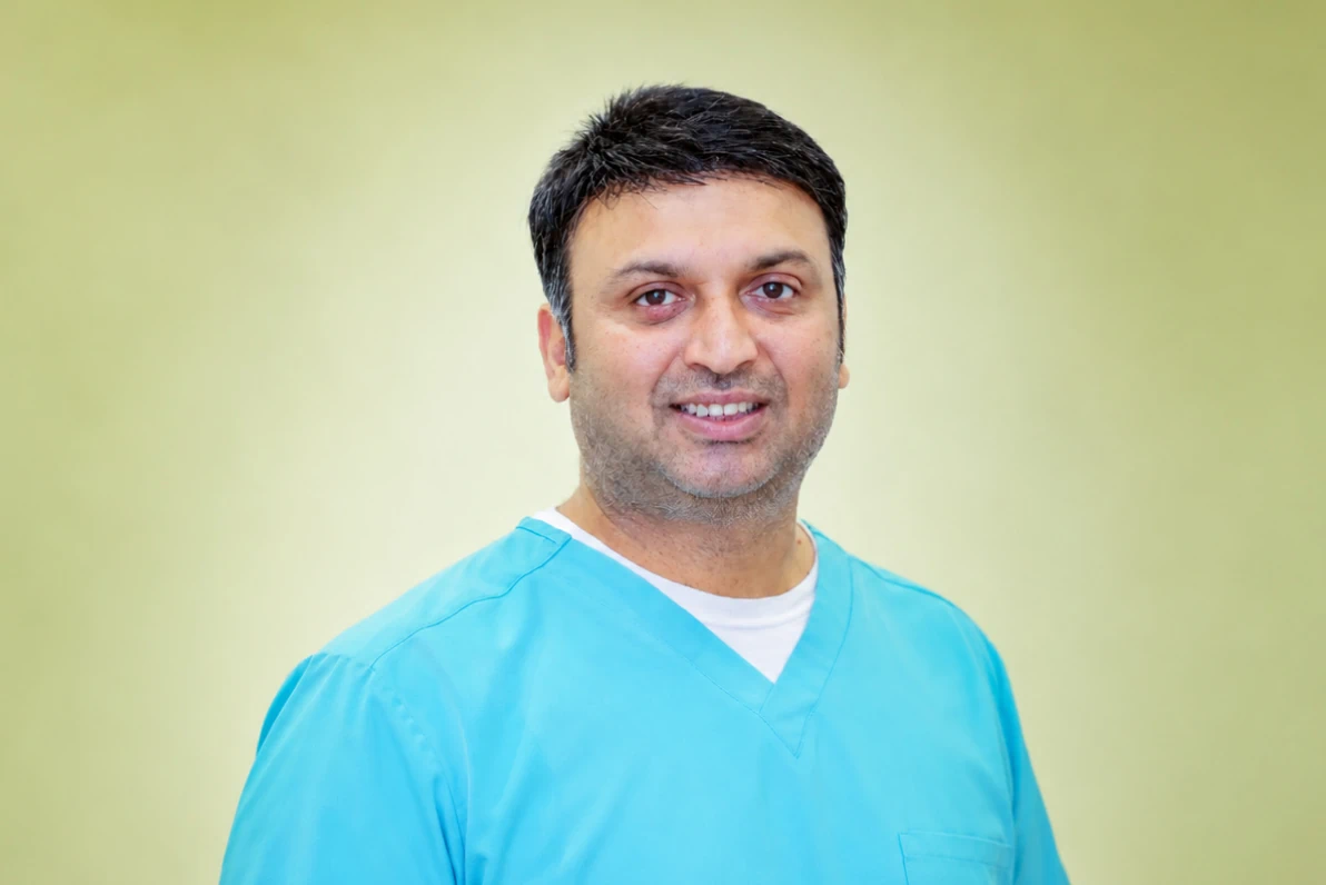 Dr. Pradeep Bholla