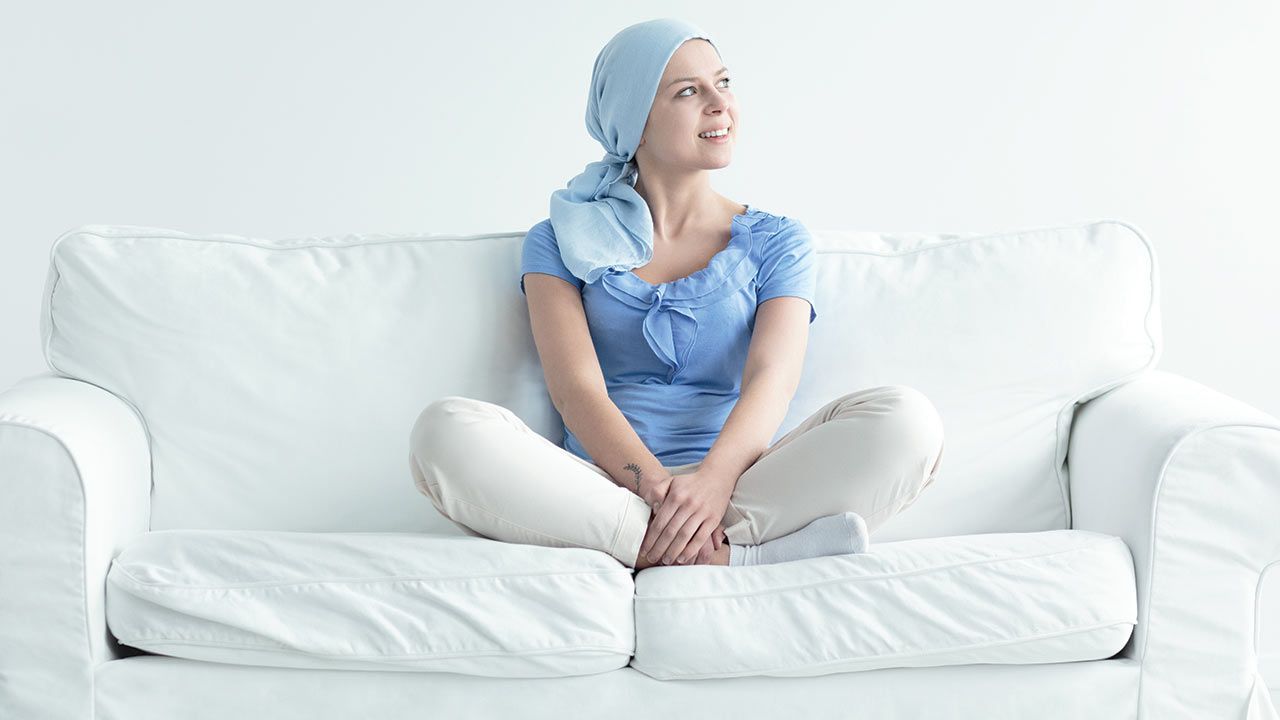 Doctor Explaining Early Warning Signs Of Cancer And The Importance Of Early Detection And Timely Oncology Consultation