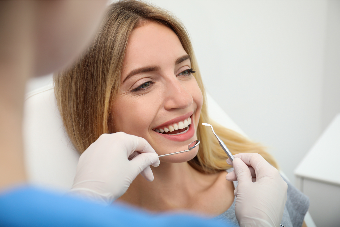 Cosmetic Dentistry vs. Traditional Dentistry