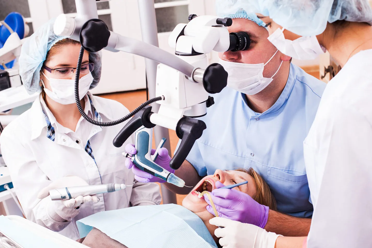 7 Signs You Need Endodontic Surgery