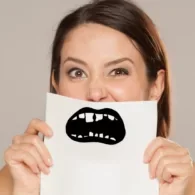 How To Remove Stains From Teeth? – 10 Simple Ways