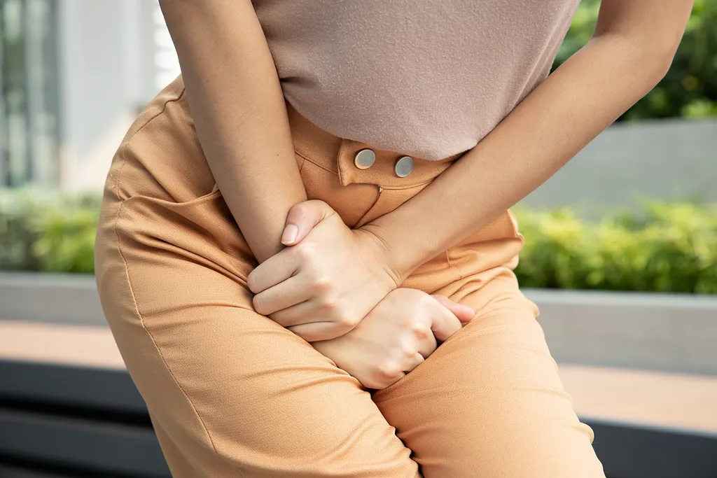 Illustration of bladder highlighting overactive bladder (OAB) symptoms