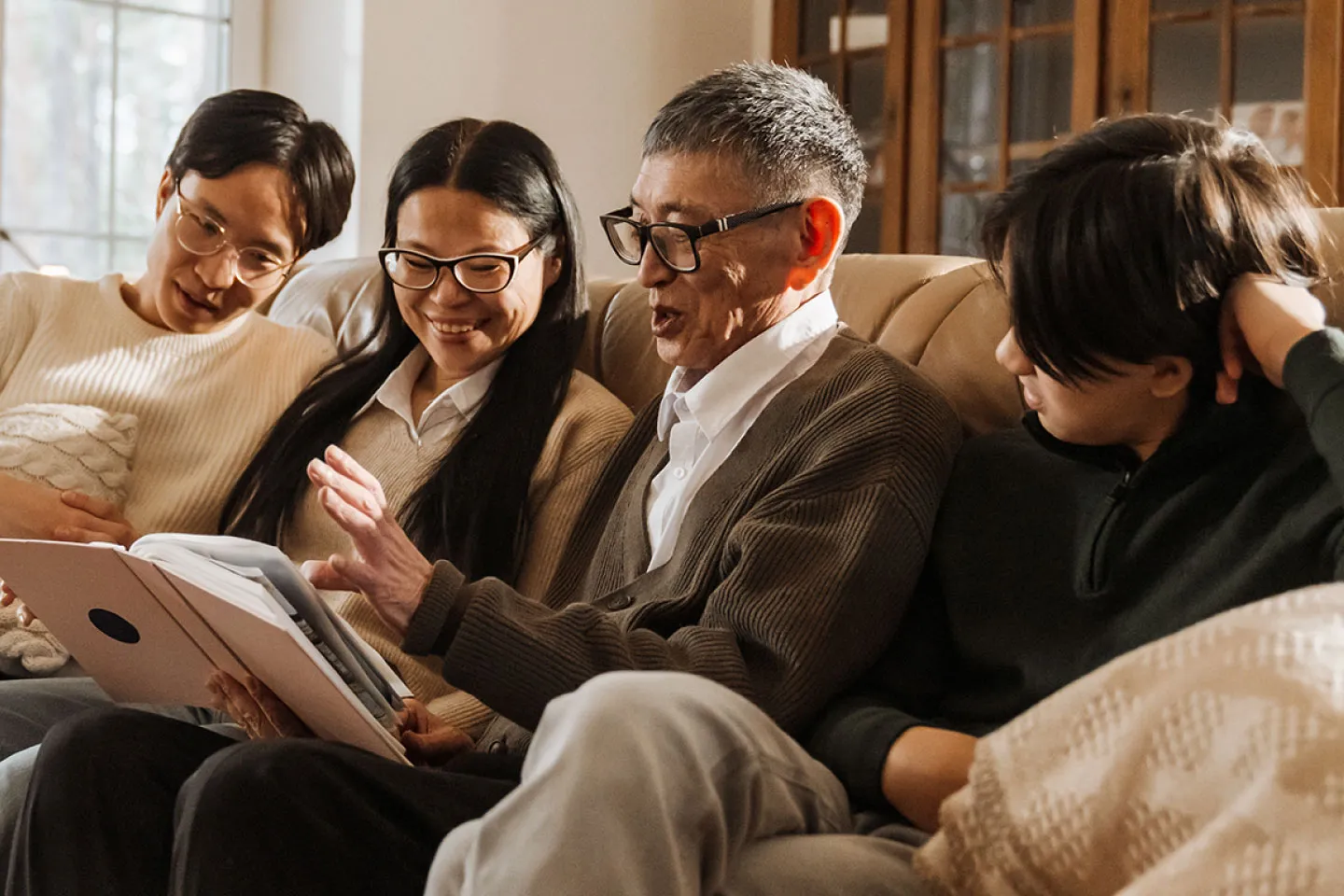 Are Myopic Parents Likely to Have Myopic Children