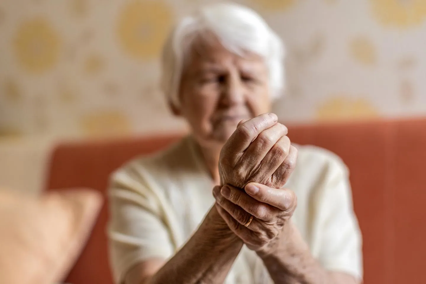 osteoporosis bone density graphic