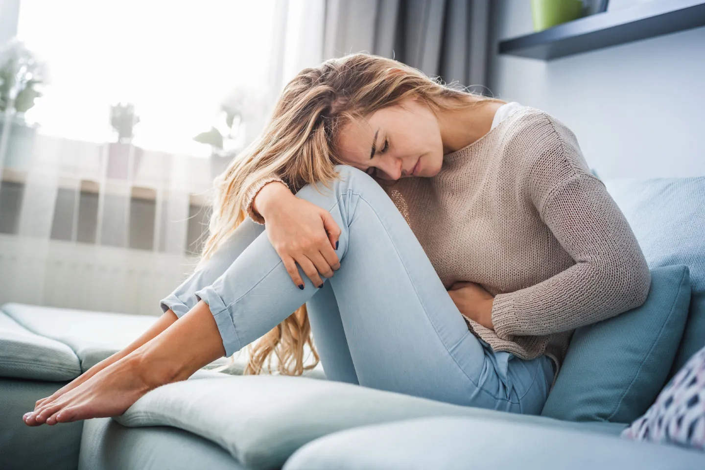 Best abdominal pain doctor in Lajpat Nagar, New Delhi
