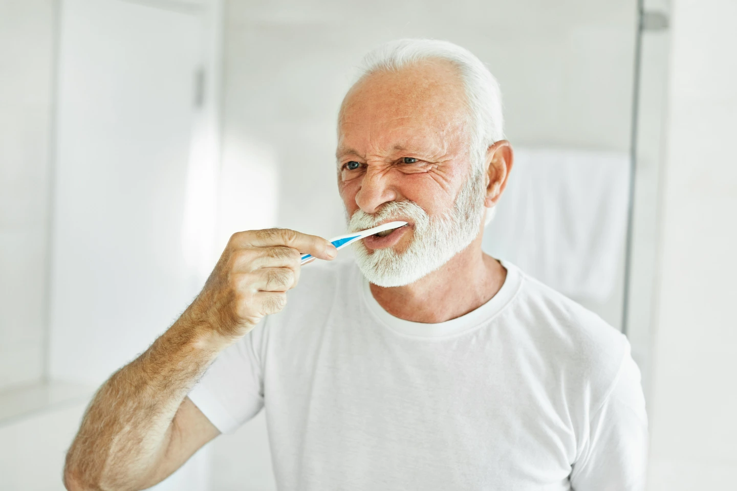 Senior Dental Hygiene: Preventing Tooth Loss and Gum Disease