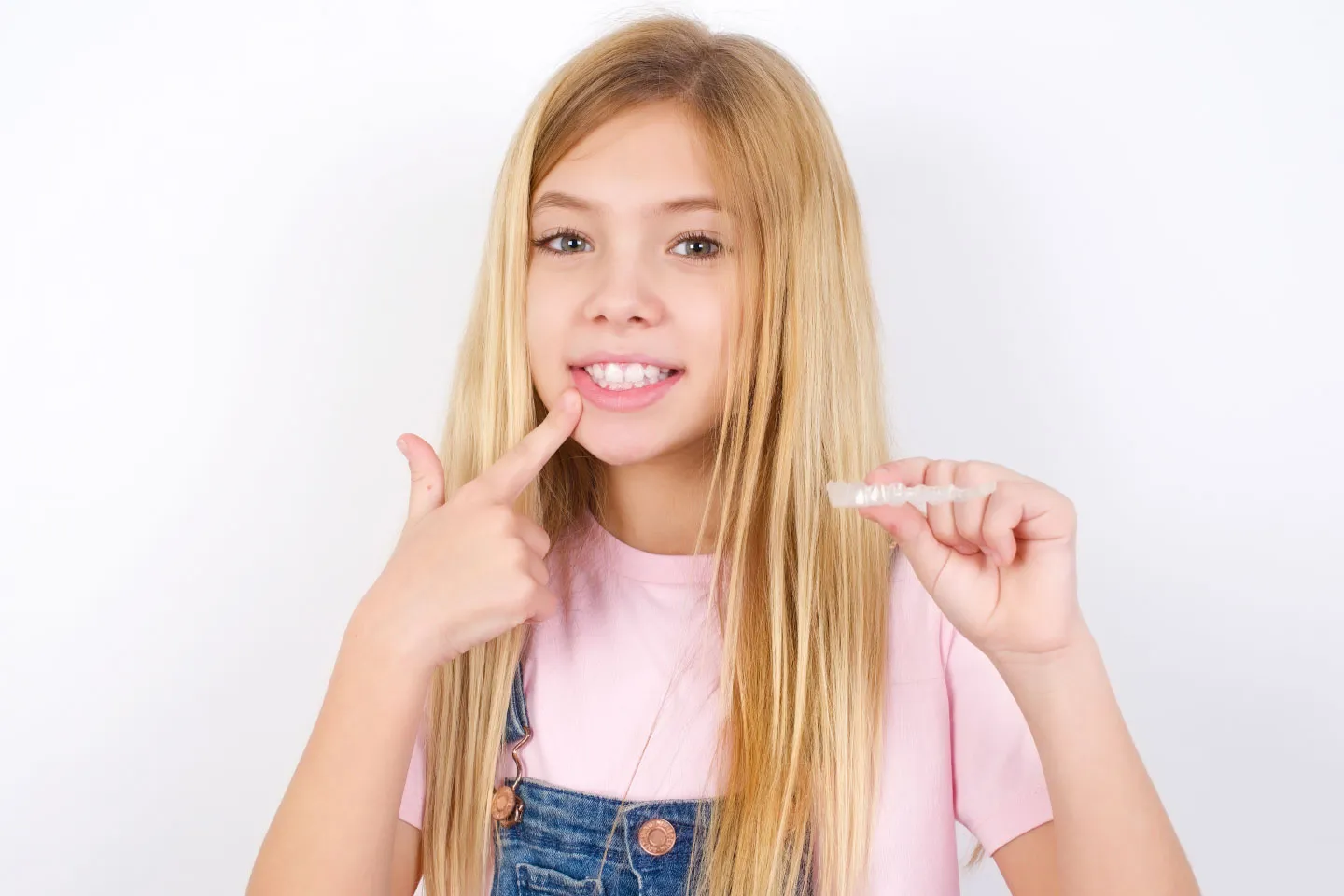 Get Invasalign clear aligner for teens in Bronx, NY at Dental Smile Savers
