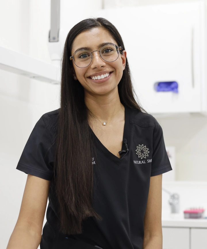 Dr Anisha