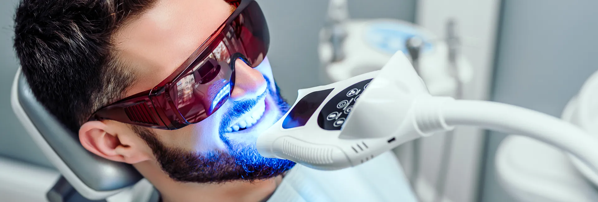 Professional vs. At-Home Teeth Whitening: What You Need to Know
