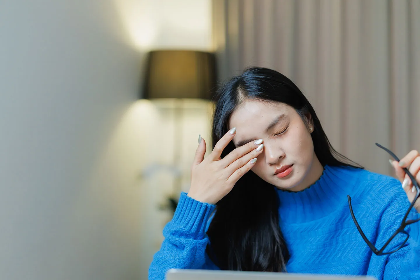 Digital Eye Strain — Causes & Solutions