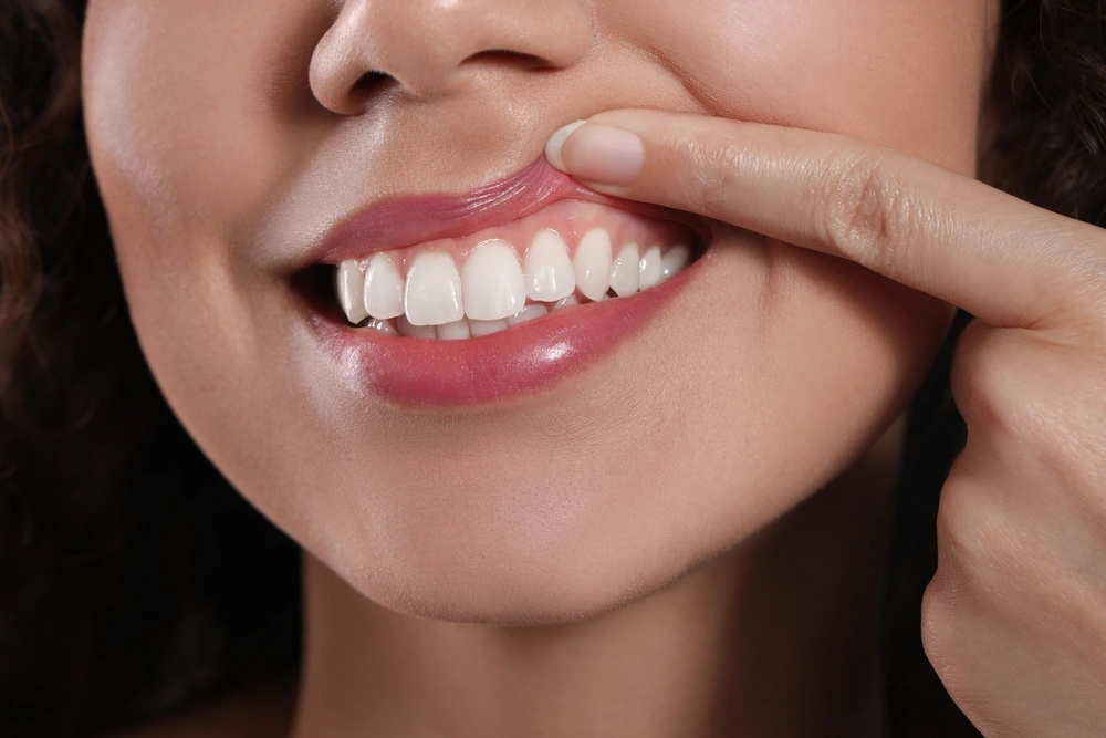 Simple Daily Tips to Improve Your Teeth and Gum Health