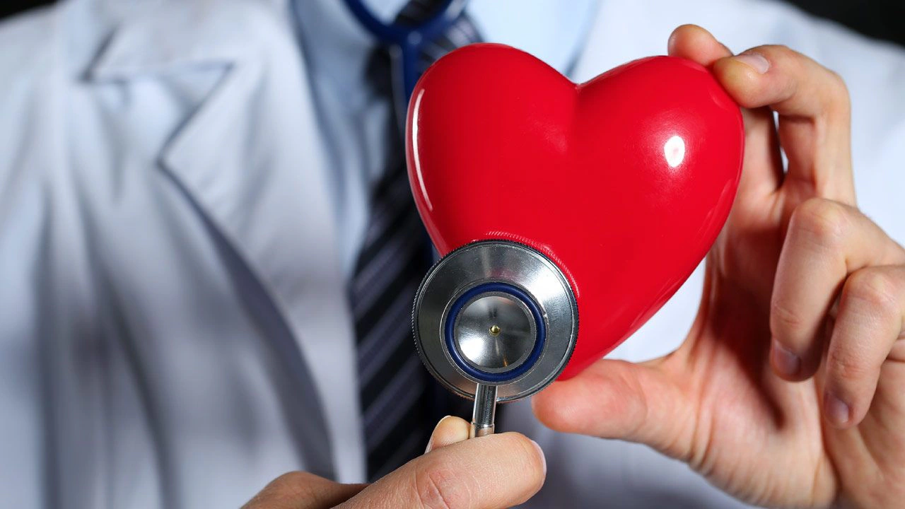 Understanding the Early Warning Signs of Heart Disease