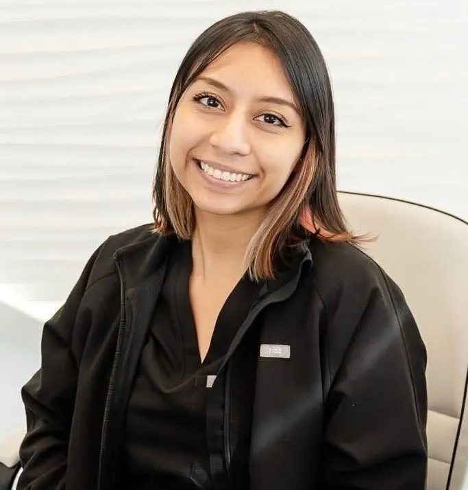 Dental Assistant Natalie, Dental Design Studio of Shorewood