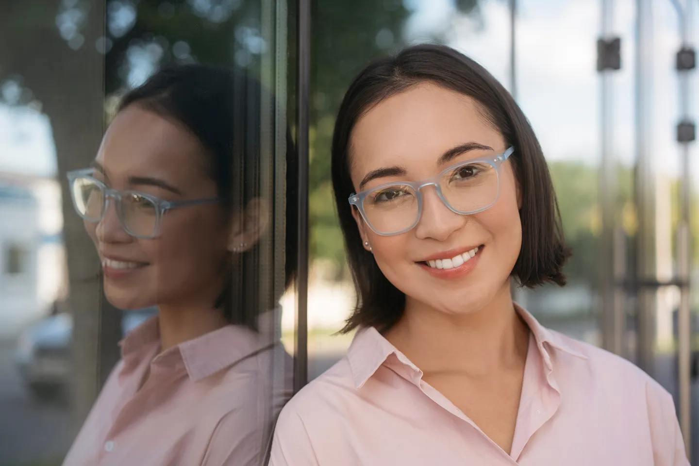 Signs You Need Glasses — Singapore Eye Checklist